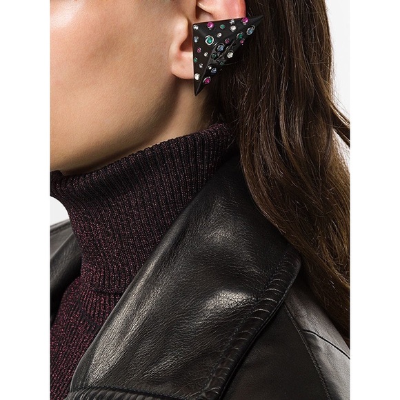 Saint Laurent clip on triangle earrings YSL logo - Picture 8 of 8